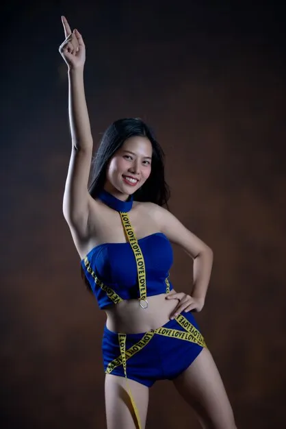 下载耀世娱乐App